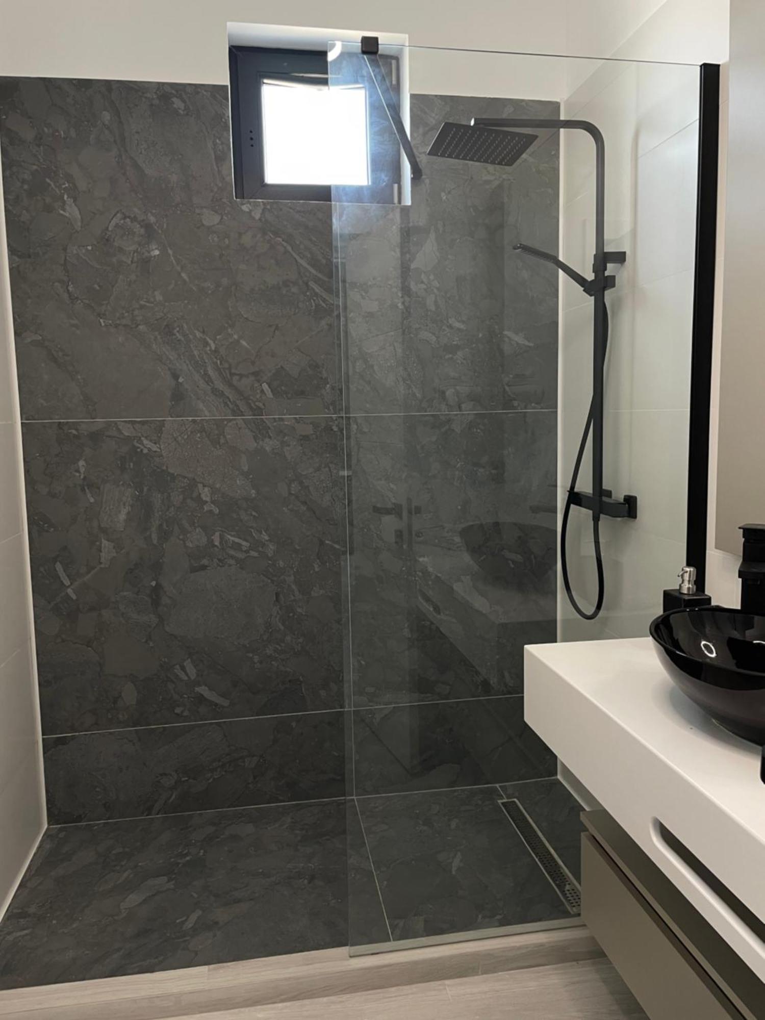 Mamaia Nord Vip Aparthotel Năvodari Eksteriør bilde