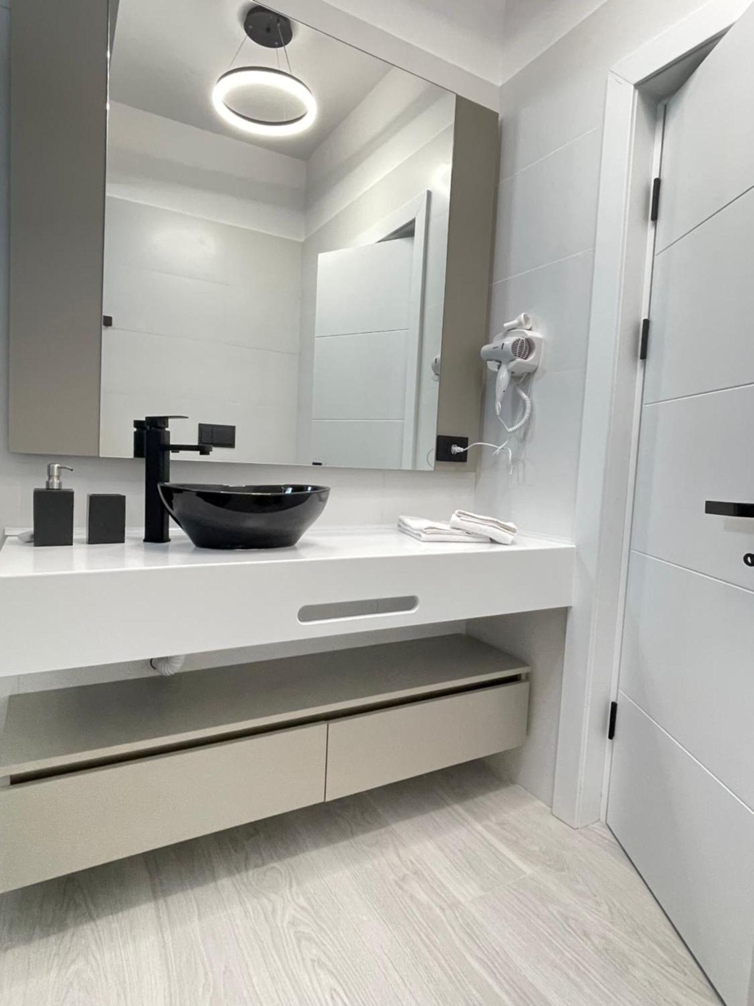Mamaia Nord Vip Aparthotel Năvodari Eksteriør bilde