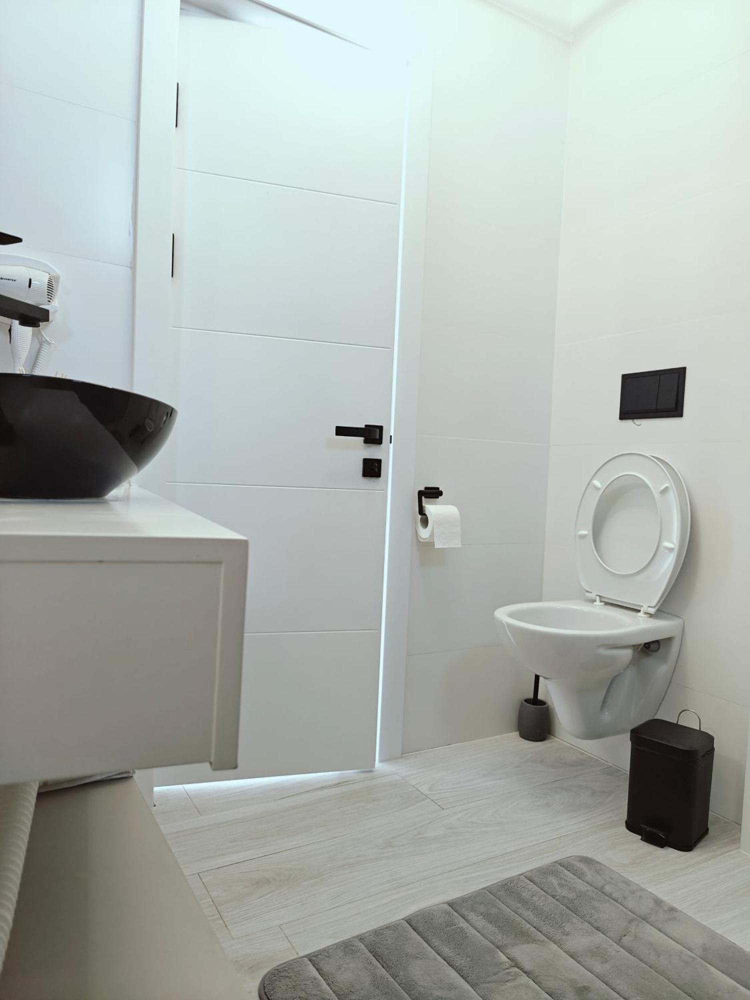 Mamaia Nord Vip Aparthotel Năvodari Eksteriør bilde